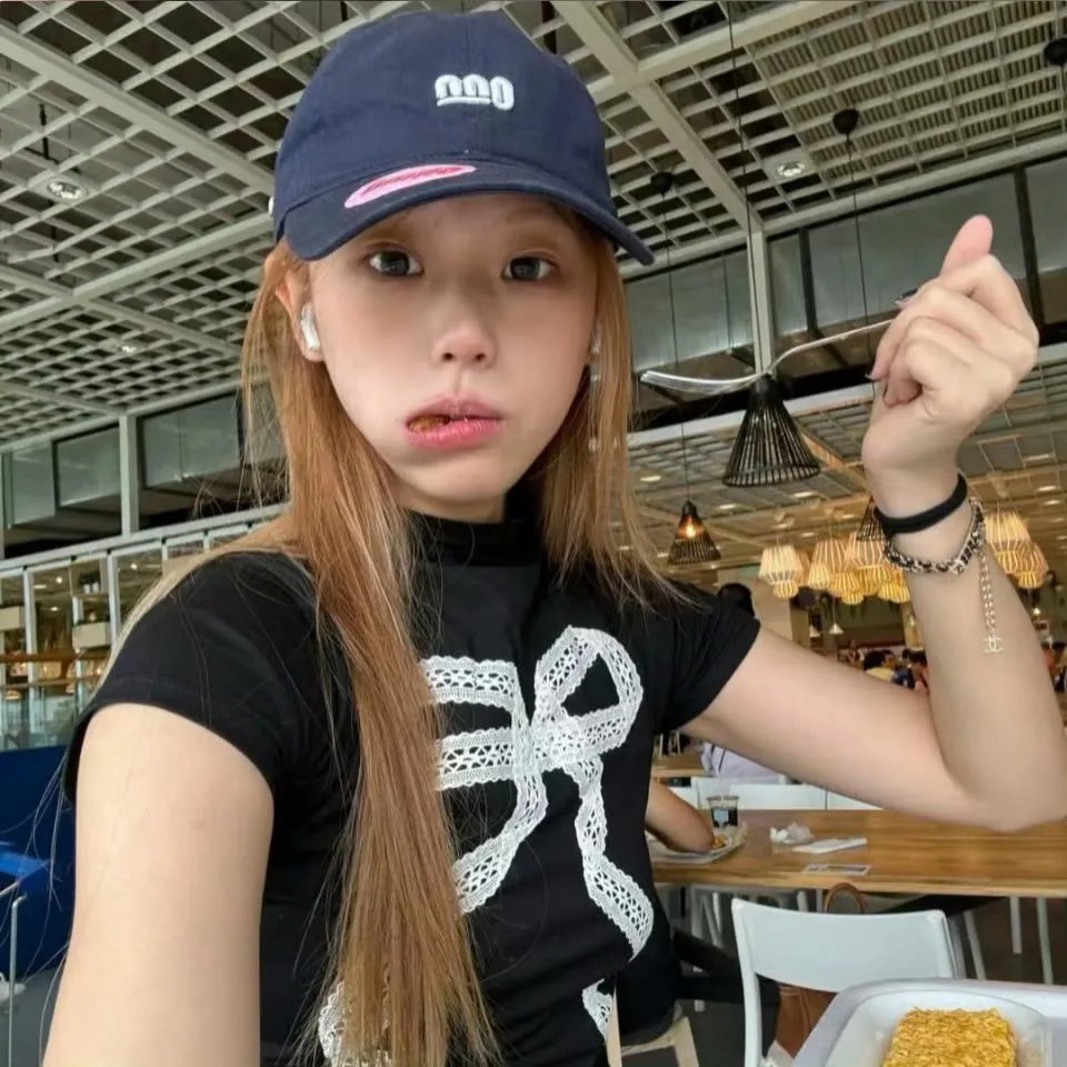邪恶的蕾丝莉