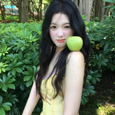 眼里余光都是你